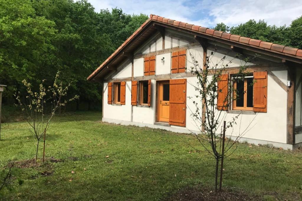 Spa et détente au cœur de la forêt des Landes Vila Luglon Exterior foto